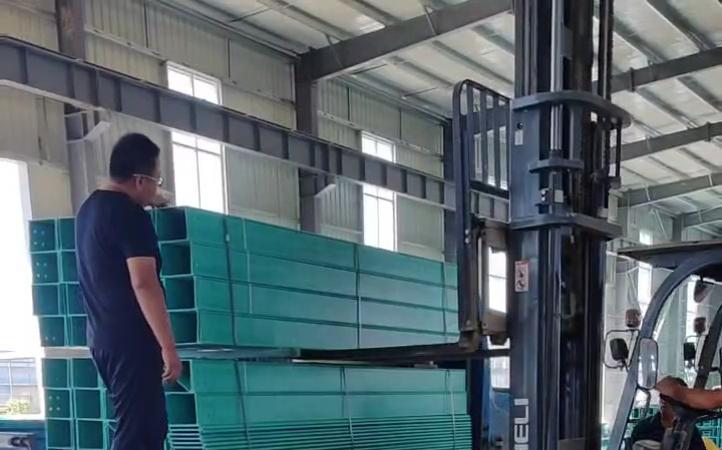 庆阳玻璃钢电缆桥架公司